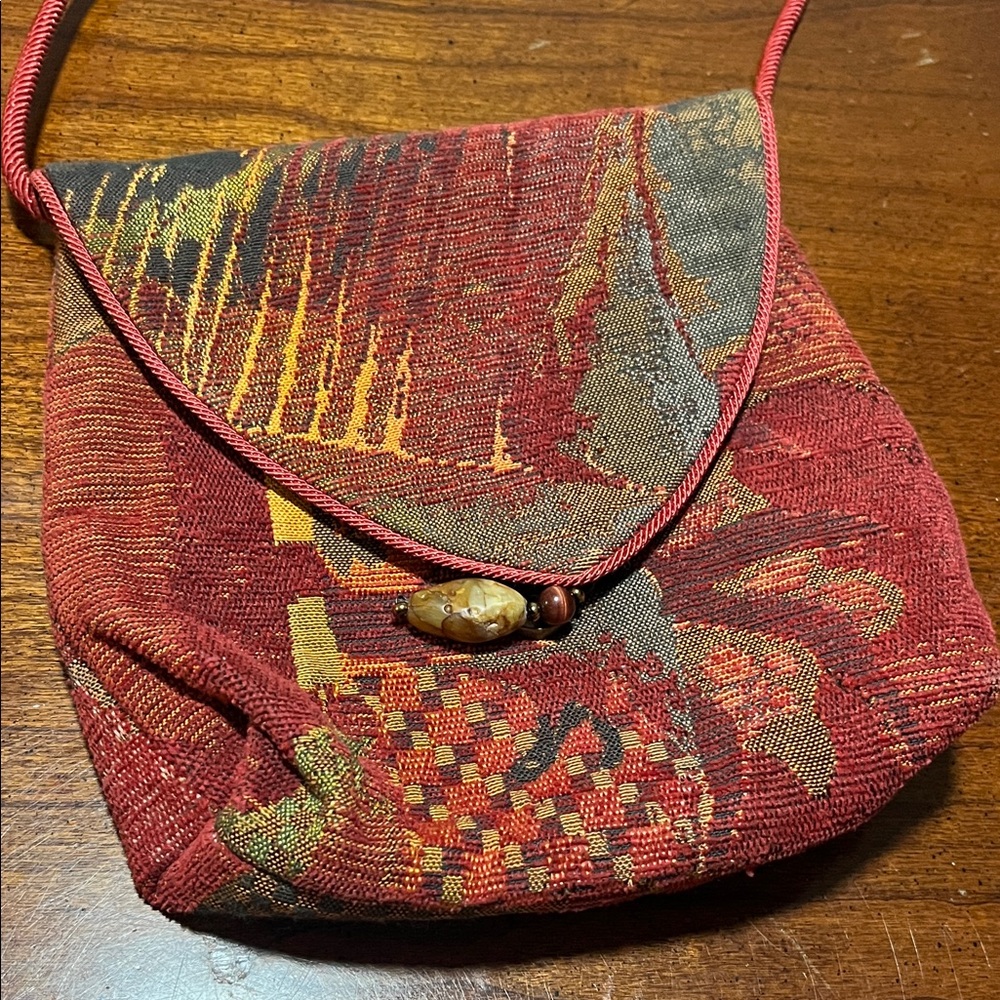 Elegant Red Tapestry Shoulder Bag